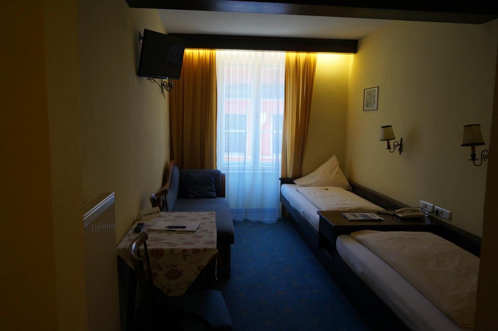 Hotel Happ Инсбрук Экстерьер фото