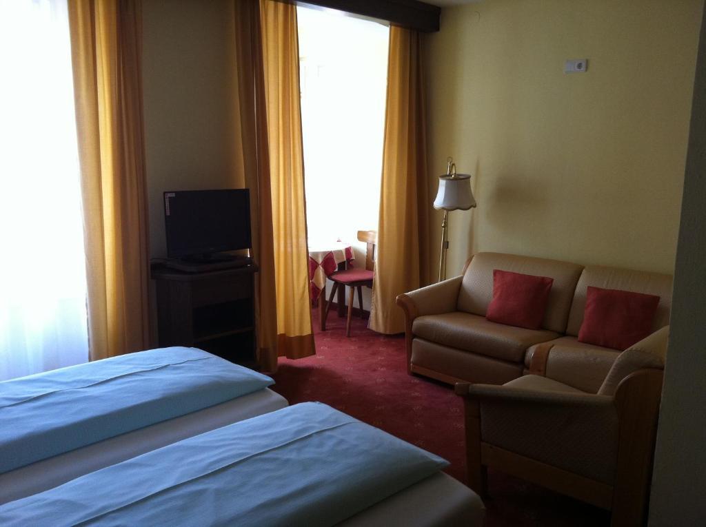 Hotel Happ Инсбрук Номер фото